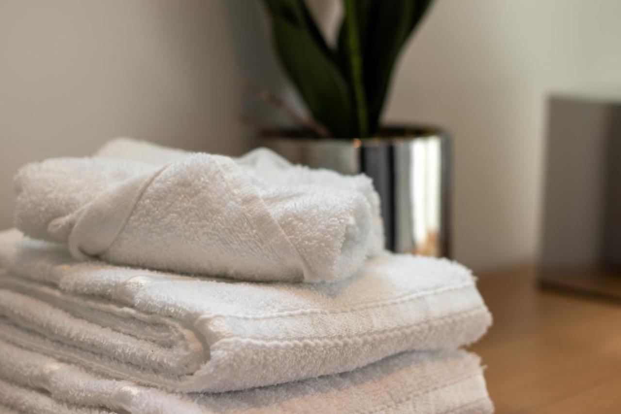 Fino Rooms Felpham Экстерьер фото